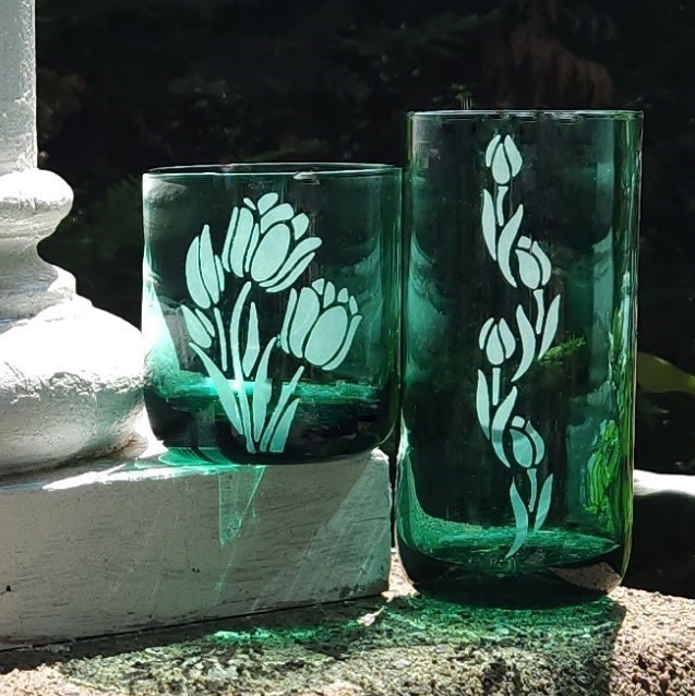 Green Tulip Garden Glasses