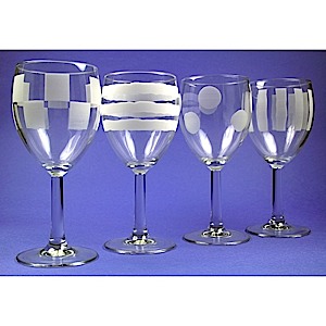 Graphic Effect Wine Glasses